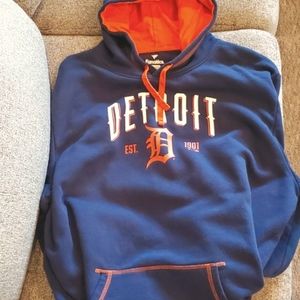 Like New Fanatics Detroit Tigers 4XL Navy Hoodie